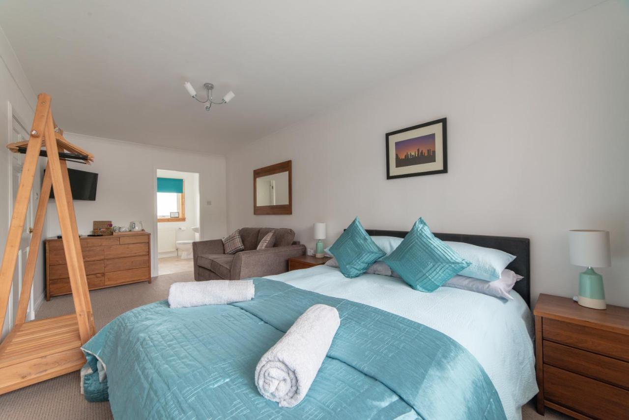No. Three Bed & Breakfast Stornoway  Exterior photo
